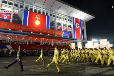 Triều Tiên diễu binh kỷ niệm 73 năm ngày ký hiệp định đình chiến