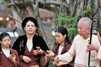 Hát xẩm Hà Nội - từ góc phố xưa đến không gian sáng tạo trẻ