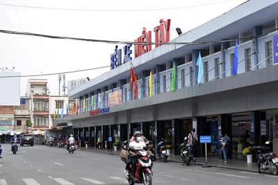 Bến xe Miền Tây hụt thu, đem gần 300 tỷ đi gửi ngân hàng lấy lãi