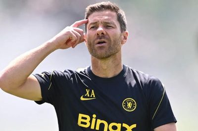 Alonso gạch tên thêm 3 cầu thủ