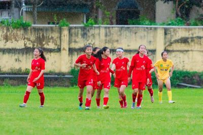 Lượt 3 Giải bóng đá nữ vô địch U16 quốc gia 2026: Phong Phú Hà Nam thắng đậm Hà Nội