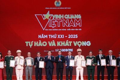 Vinh quang Việt Nam 2026: Tôn vinh tinh thần kiến tạo và cống hiến