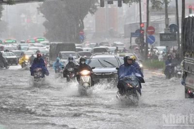 Thời tiết ngày 28/7: Mưa dông bao trùm nhiều khu vực trên cả nước