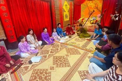 Giữ nhịp ca trù giữa lòng Hà Nội