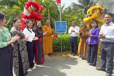 Vĩnh Long lan tỏa nhân rộng 'Tuyến đường rợp bóng cờ bay'
