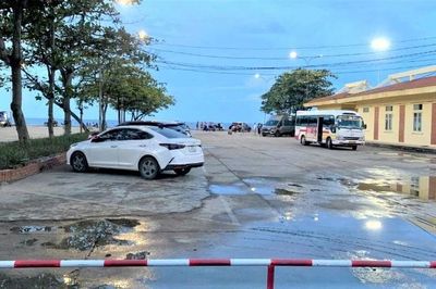 Xử phạt chủ cơ sở trông giữ xe ở Cửa Lò về hành vi thu tiền cao hơn giá niêm yết