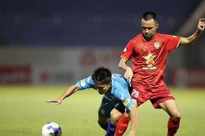 Hà Nội FC chiêu mộ Mai Sỹ Hoàng