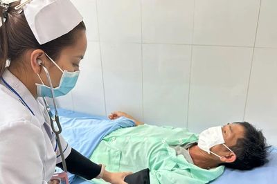 Lâm Đồng: 84 người nghi ngộ độc sau khi ăn bánh mì
