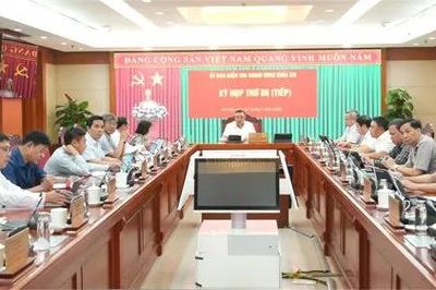 Khai trừ khỏi Đảng Thứ trưởng Bộ Nông nghiệp và Môi trường Hoàng Trung