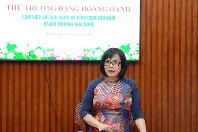 Thể chế hóa quyền được Nhà nước bồi thường của người đấu tranh chống tham nhũng, tiêu cực