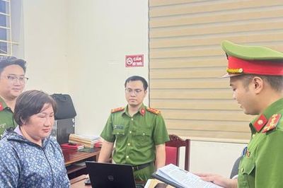 Khởi tố người phụ nữ dùng căn cước, sổ đỏ giả lừa chiếm đoạt 11 tỷ đồng