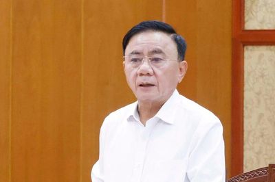 Bộ Chính trị: Xử nghiêm hành vi đăng tải, phát tán thông tin sai sự thật