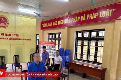 Từ người sử dụng thành kẻ bán cần sa