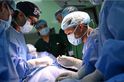 230 y bác sĩ, điều dưỡng được đào tạo trên Bệnh viện Bay