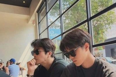 Quý tử nhà sao Hàn dậy thì: Cao trên 1m8, visual vượt mặt bố tài tử