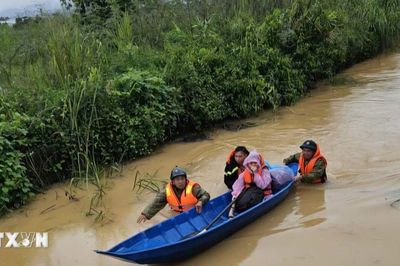Lâm Đồng: Khẩn trương hỗ trợ người dân vùng ngập sâu ở Bảo Lộc