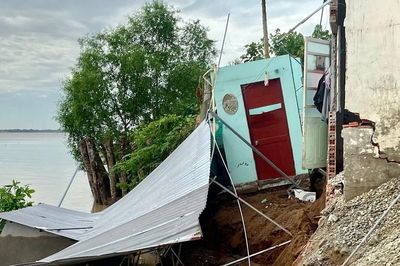Cần Thơ: Sạt lở bờ sông liên tiếp gây ra thiệt hại về nhà ở và tài sản của dân