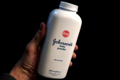 Johnson & Johnson chi 5,5 tỷ USD để khép lại bê bối phấn rôm gây ung thư kéo dài hơn 10 năm