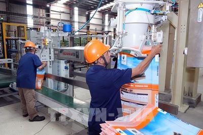 GRDP chưa đạt kịch bản, Vĩnh Long sẽ bứt phá ra sao cuối năm?
