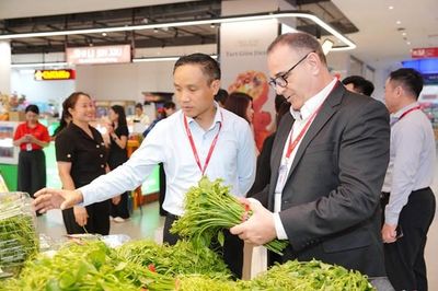 Hà Nội thí điểm mô hình tiêu dùng số và bảo trợ thương mại điện tử