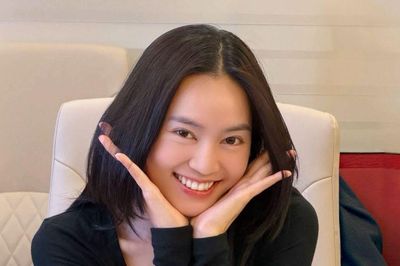 Ninh Dương Lan Ngọc hạnh phúc báo tin mừng