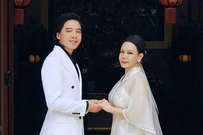 Việt Hương hé lộ bộ ảnh cưới đặc biệt