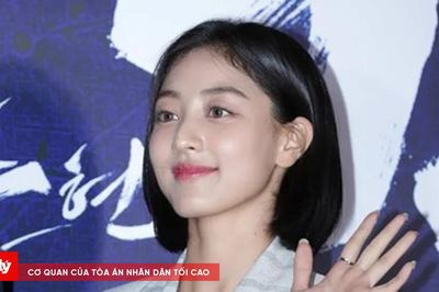 Jihyo (TWICE) lên tiếng giữa tin đồn gia hạn hợp đồng với JYP, gửi lời nhắn xúc động đến người hâm mộ