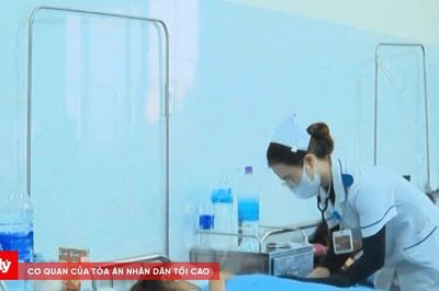 Hơn 80 người nhập viện nghi ngộ độc bánh mì
