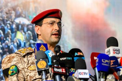 Houthi tuyên bố tấn công các cơ sở dầu mỏ trọng yếu của Ả Rập Xê Út