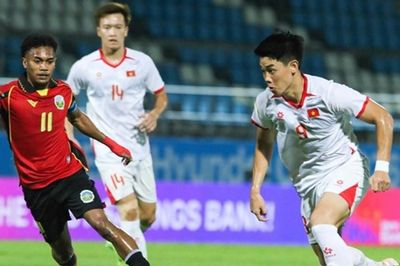 Đình Bắc tỏa sáng rực rỡ, HLV Kim Sang Sik tìm thấy lời giải cho hàng công tuyển Việt Nam