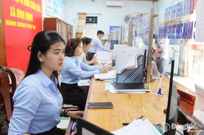Chi trả không dùng tiền mặt: Tạo thuận tiện cho người có công