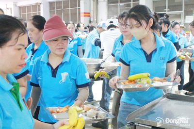 Hơn 40 ngàn công nhân Công ty Chang Shin Việt Nam tham gia Bữa cơm Công đoàn