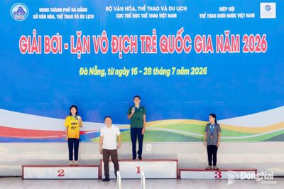 Kình ngư nhí Nguyễn Hồng Lê (Đồng Nai) giành cú đúp huy chương vàng, phá kỷ lục lứa tuổi Giải bơi vô địch trẻ quốc gia 2026