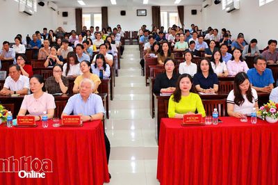 Bồi dưỡng phương pháp nghiên cứu, giảng dạy lý luận chính trị cho cán bộ, công chức, viên chức