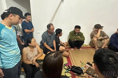 Dùng flycam trinh sát, Công an xã Văn Bàn bắt quả tang 11 đối tượng đánh bạc
