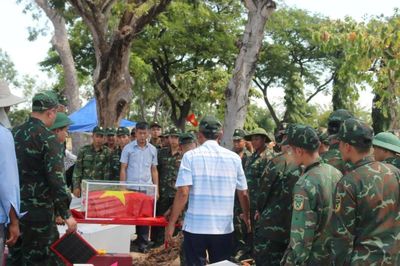 Thực hiện nhiệm vụ thiêng liêng bằng cả trái tim