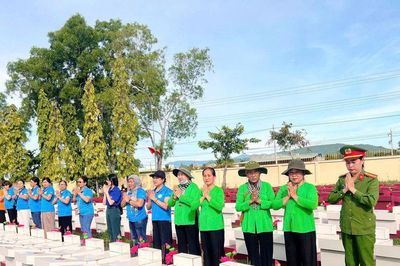 Hơn 2 tỷ đồng chăm lo người có công từ các cấp hội phụ nữ Lâm Đồng