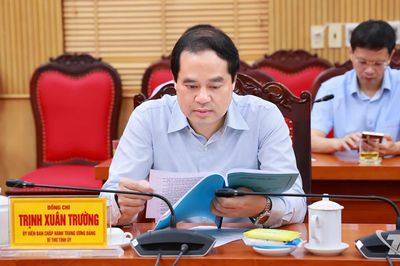 Quán triệt các quy định mới về thực hành tiết kiệm, chống lãng phí