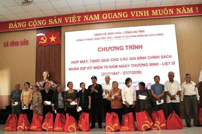 Công ty Nhiệt điện Vĩnh Tân đồng hành cùng địa phương tri ân gia đình chính sách