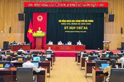 Hải Phòng xem xét sử dụng một phần hè phố để phát triển kinh tế đêm, du lịch ẩm thực