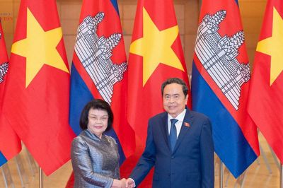 Chủ tịch Quốc hội Trần Thanh Mẫn chủ trì Lễ đón và hội đàm với Chủ tịch Quốc hội Campuchia