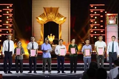 Bài cuối: Đưa các anh về nhà