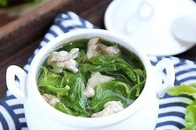 Cây mọc bờ rào tưởng chỉ ăn được quả, không ngờ lá là đặc sản nổi tiếng có hương vị lạ, tốt cho sức khỏe