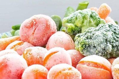 Đừng cho 4 loại rau củ này vào ngăn đá nếu không muốn vừa mất tiền vừa mất công