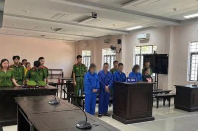 Mua 300.000 đồng ma túy về mở tiệc 'rửa xe', 5 bị cáo nhận tổng cộng 40 năm tù