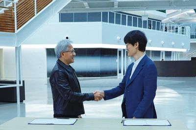 Nvidia đầu tư 1 tỷ USD vào Naver, đẩy nhanh dự án nhà máy AI
