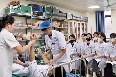 Hà Nội sắp xếp 19 trường cao đẳng, trung cấp còn 10 cơ sở