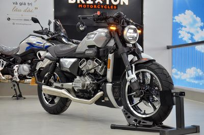 Cận cảnh Hyosung GV350X - môtô cruiser 135 triệu đồng của hãng xe Hàn