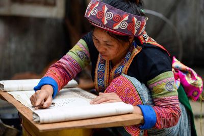 Từ thân lanh đến tấm vải: Hành trình gìn giữ hồn văn hóa người Mông