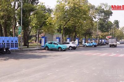 [Video] TP Hồ Chí Minh sẽ đổi toàn bộ xe công vụ, xe cá nhân của cán bộ sang xe điện
